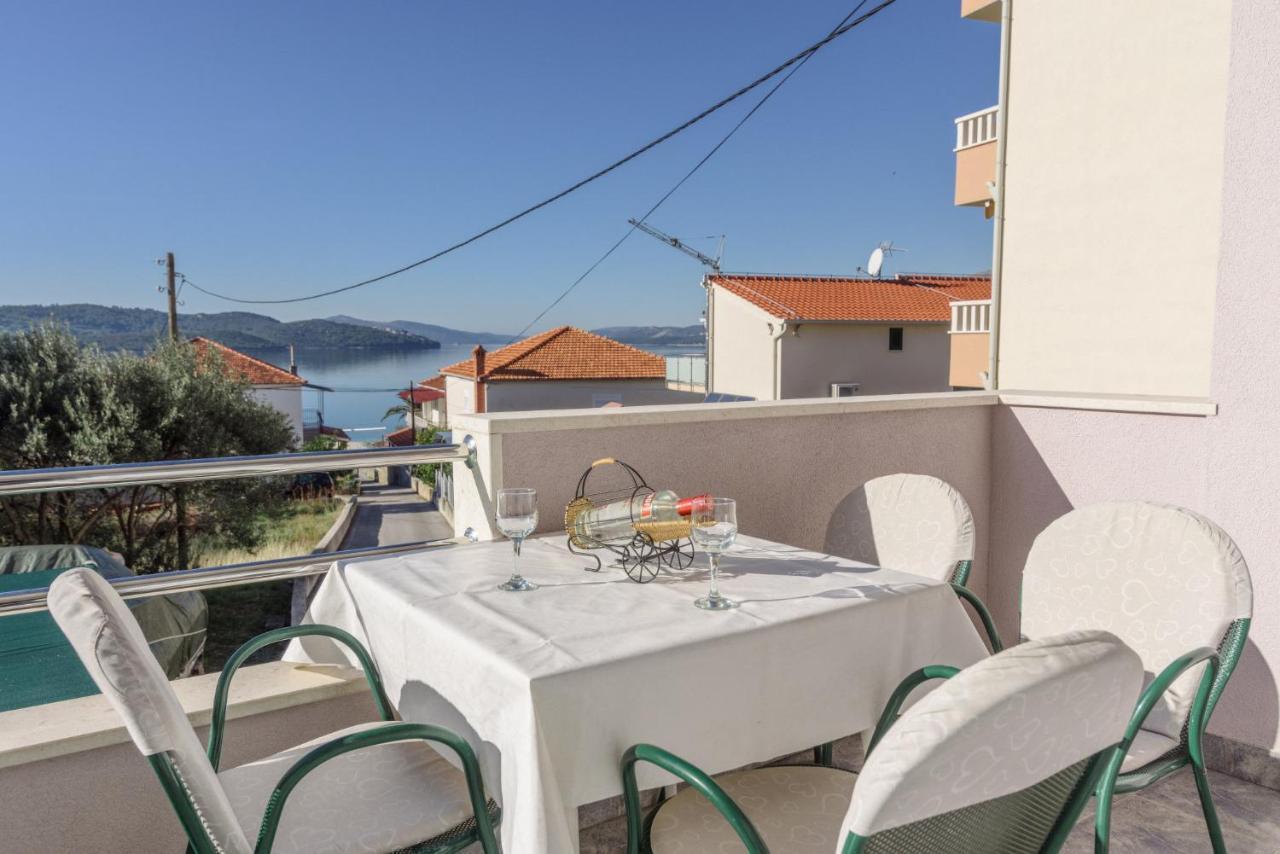 Apartments Meri Trogir Kültér fotó
