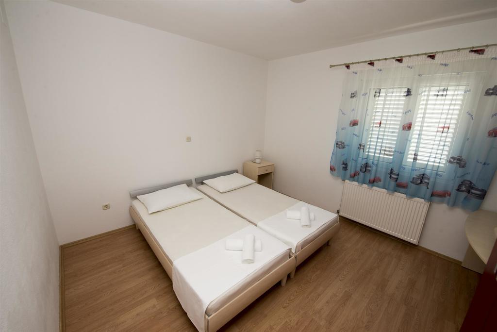 Apartments Meri Trogir Kültér fotó